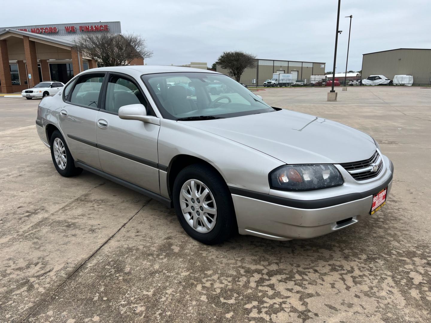 2005 SILVER /gray Chevrolet Impala Base (2G1WF52E459) with an 3.4L V6 OHV 12V engine, 4-Speed Automatic Overdrive transmission, located at 14700 Tomball Parkway 249, Houston, TX, 77086, (281) 444-2200, 29.928619, -95.504074 - Photo#0